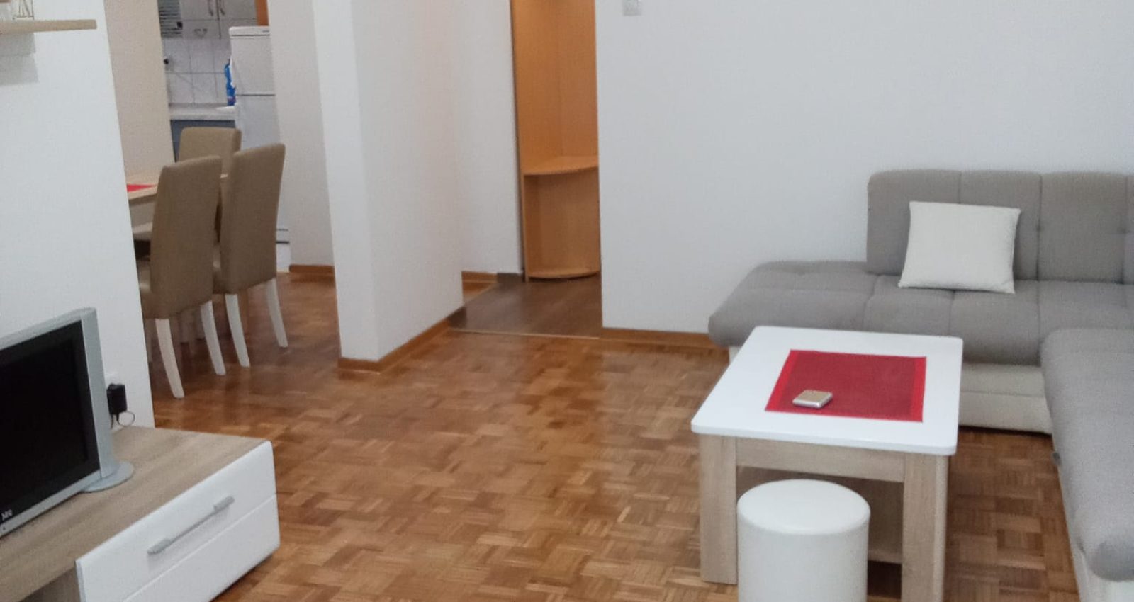 1 sitting room Celebonovica Bezanija Beograd flat sale tenanted Expo 2027 prodaja sa zakupcima tenanted invest estate property bitcoin Serbia - Copy